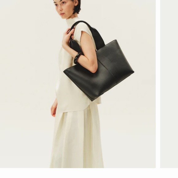 Freja Lafayette Tote Bag - Picture 2 of 16